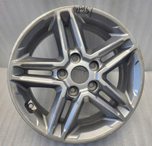 Load image into Gallery viewer, 1x Alufelge 16 Zoll 6.5&quot; 5x114.3 44ET 52910-J9100 Hyundai Sonata Rim Wheel