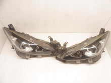Laden Sie das Bild in den Galerie-Viewer, Frontscheinwerfer Mazda III BHR151030 BHR151040 LED Rechts oder Links SCH6349485844pi