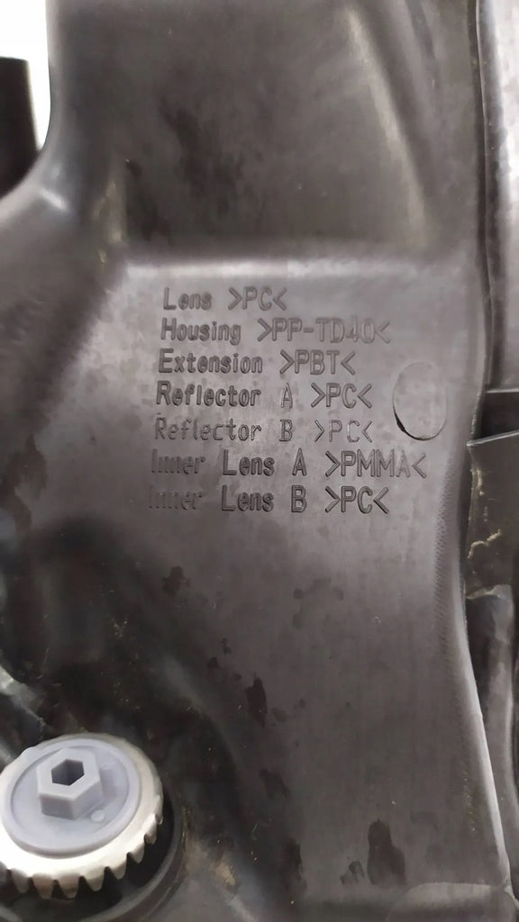 Frontscheinwerfer Toyota Yaris PPH9096 Rechts Scheinwerfer Headlight