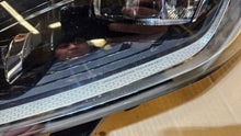 Laden Sie das Bild in den Galerie-Viewer, Frontscheinwerfer Jaguar F-Pace MX73-13W030-HC Links Scheinwerfer Headlight SCH6766317131zv