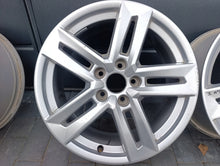 Laden Sie das Bild in den Galerie-Viewer, 4x Alufelge 17 Zoll 7.0" 5x112 42ET Audi Rim Wheel FEL9343219549dr