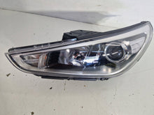 Laden Sie das Bild in den Galerie-Viewer, Frontscheinwerfer Hyundai I30 III 92102-G4000 Links Scheinwerfer Headlight SCH7364437837ux