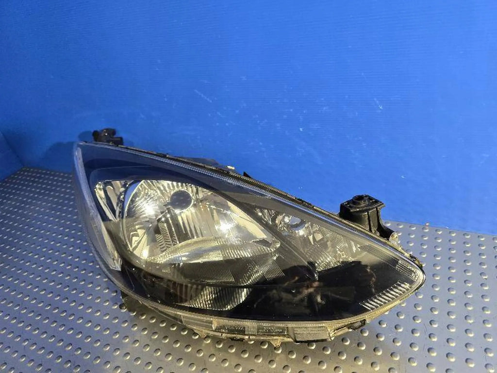 Frontscheinwerfer Mazda II D65151030 Rechts Scheinwerfer Headlight
