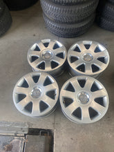 Load image into Gallery viewer, 4x Alufelge 16 Zoll 7.0&quot; 5x112 42ET Glanz Silber 8H0601025E Audi Rim Wheel