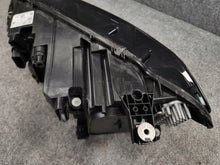 Laden Sie das Bild in den Galerie-Viewer, Frontscheinwerfer VW Touran 5TB941082B Rechts Scheinwerfer Headlight SCH3332953034nx