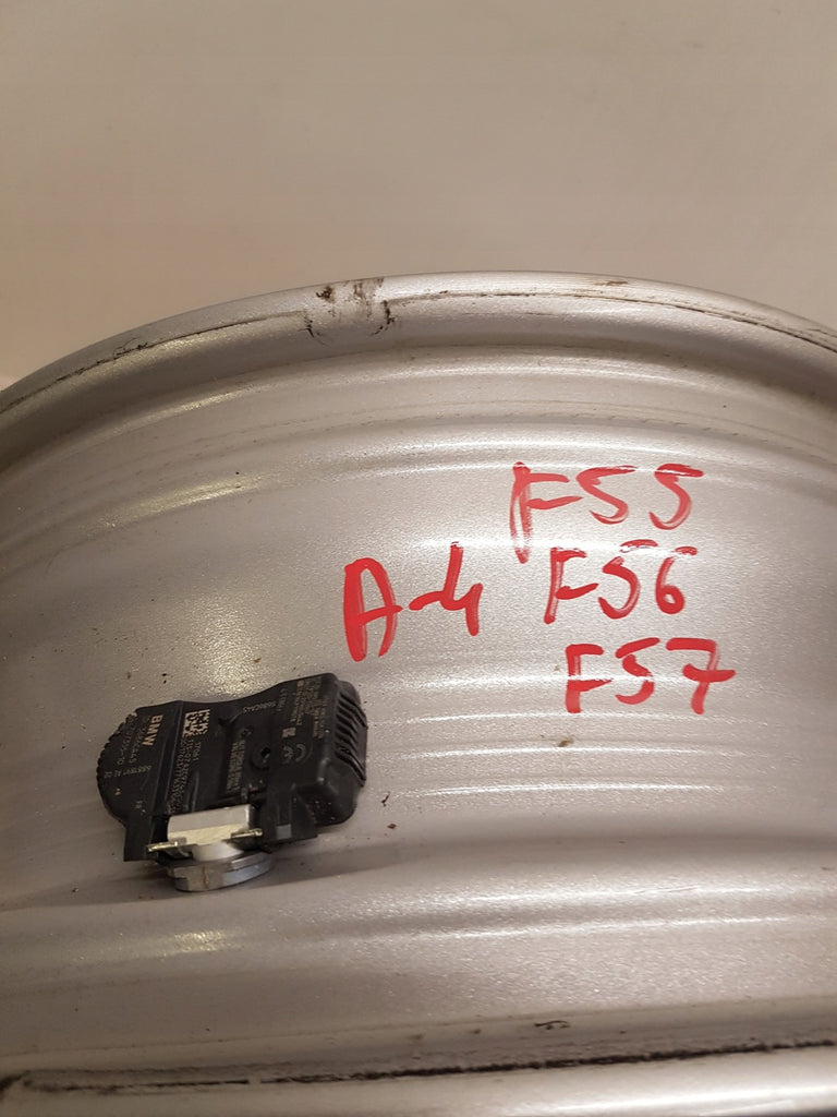 1x Alufelge 15 Zoll 5.5" 5x112 46ET Glanz Silber 6855101 Mini F57 F56 F55