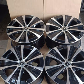 4x Alufelge 18 Zoll 8.0