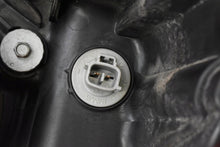 Laden Sie das Bild in den Galerie-Viewer, Frontscheinwerfer Toyota Verso 1091771-81110-0F181-00 Rechts Headlight SCH6315282705ln