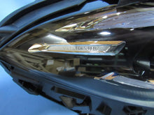 Laden Sie das Bild in den Galerie-Viewer, Frontscheinwerfer Mercedes-Benz Cla A1189062600 LED Rechts Headlight