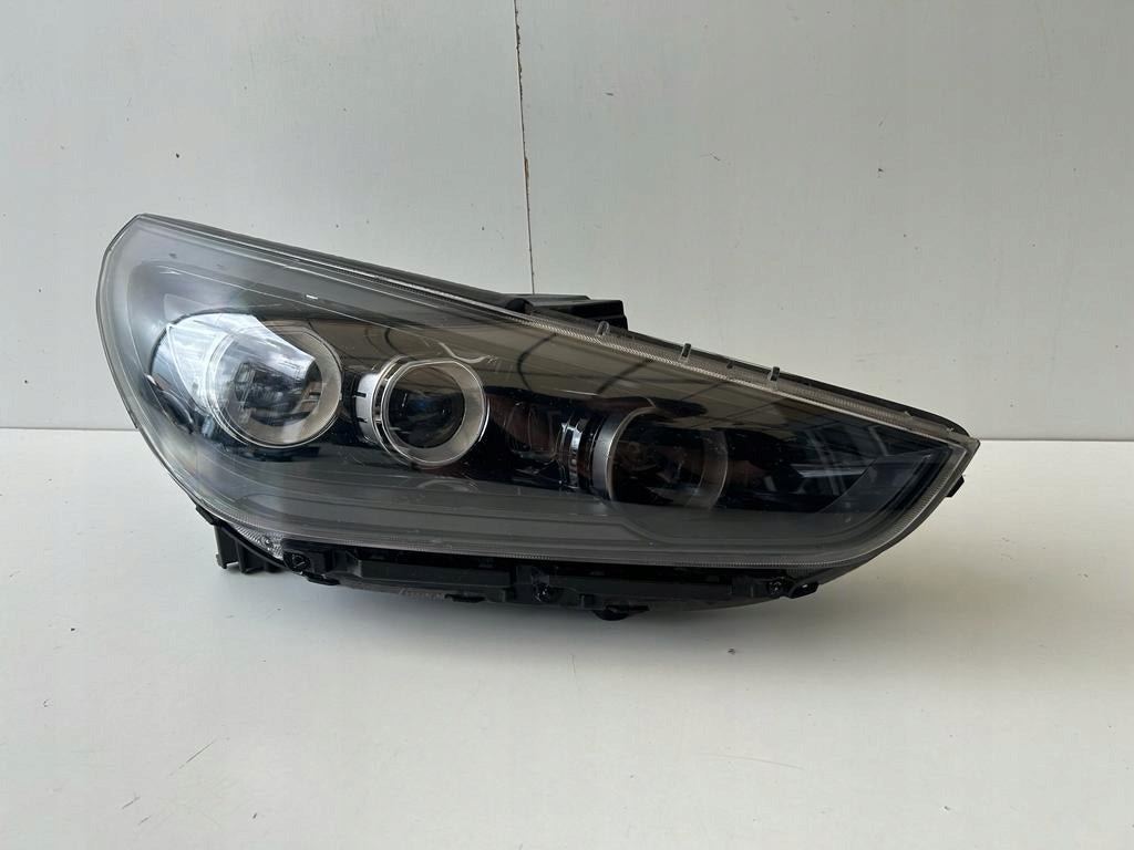 Frontscheinwerfer Hyundai I30 G4921-21060 Rechts Scheinwerfer Headlight