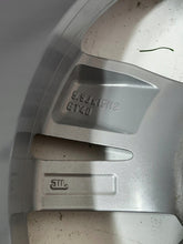 Load image into Gallery viewer, 1x Alufelge 15 Zoll 5.5" 5x100 40ET Glanz Silber 2G0601025N VW Rim Wheel FEL8513738801jg