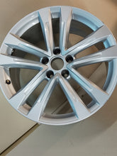 Load image into Gallery viewer, 1x Alufelge 19 Zoll 8.5" 5x112 45ET Glanz Silber 4G0601025CQ Audi Rim Wheel FEL1313646252sm