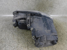 Laden Sie das Bild in den Galerie-Viewer, Frontscheinwerfer VW Caddy III Touran 1T0941005F 1T0941006F Ein Satz Headlight SCH9515424264vh