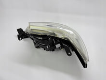 Laden Sie das Bild in den Galerie-Viewer, Frontscheinwerfer Toyota Hilux KLA11248 Rechts Scheinwerfer Headlight SCH8810618918pd