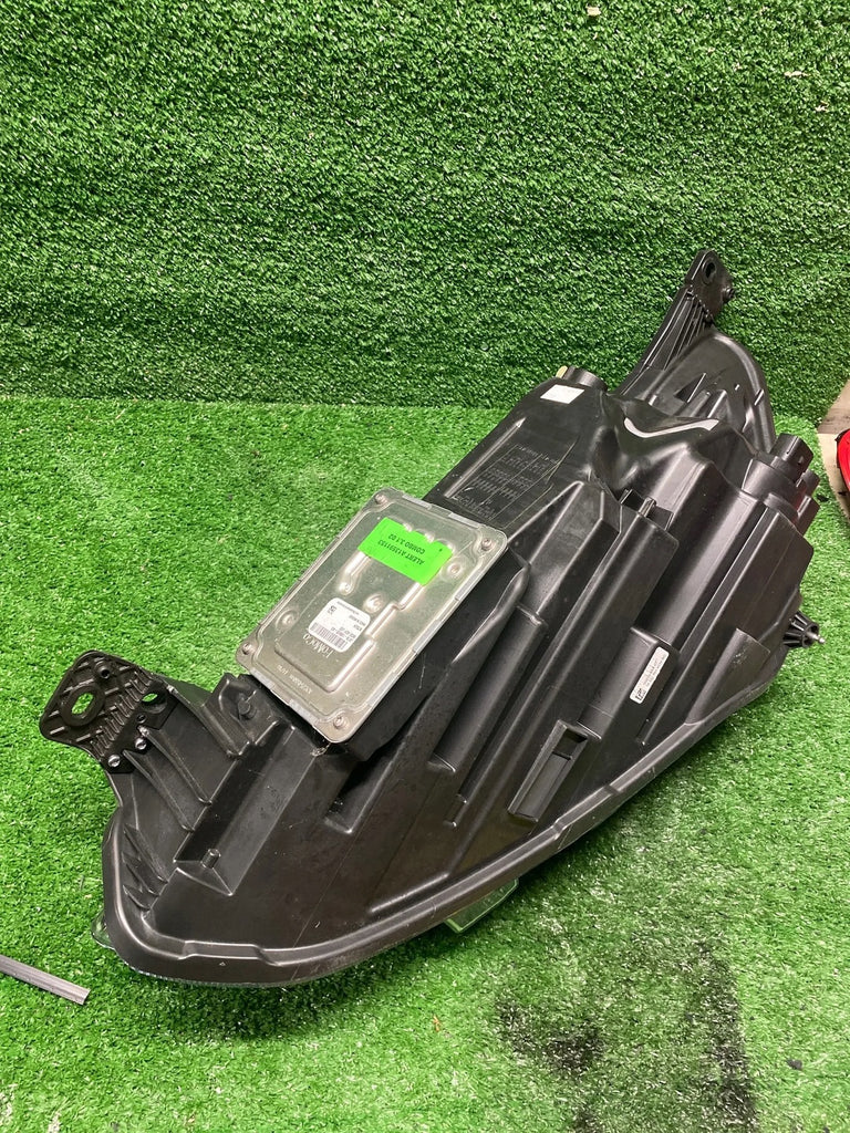 Frontscheinwerfer Ford Focus JX7B13E014AD Rechts Scheinwerfer Headlight SCH4050784788yq