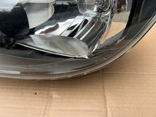 Load image into Gallery viewer, Frontscheinwerfer VW Caddy III 2K5941005A Links Scheinwerfer Headlight SCH2926923668ct