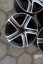 Laden Sie das Bild in den Galerie-Viewer, 4x Alufelge 18 Zoll 9.0" 5x112 30ET Glanz Schwarz A2544015500 Mercedes-Benz Glc FEL9943376661bd