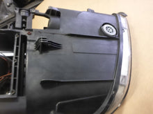 Load image into Gallery viewer, Frontscheinwerfer Porsche Cayenne 7L5941005AR Xenon Links Scheinwerfer Headlight SCH5138015042wv