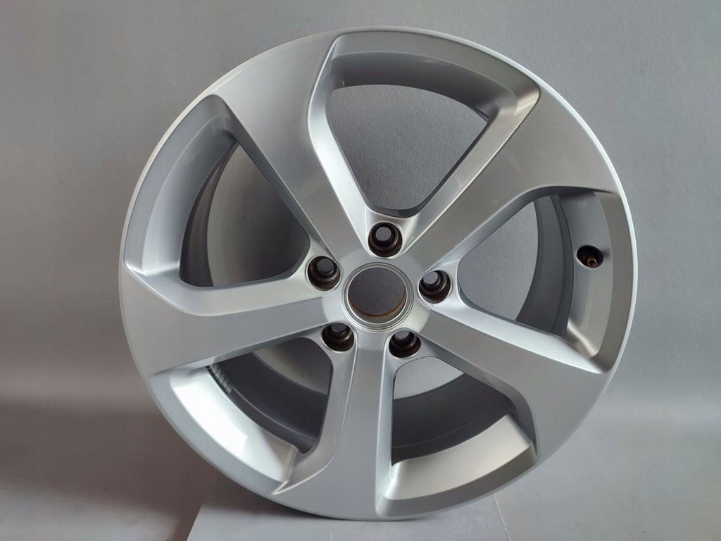 1x Alufelge 17 Zoll 7.5" 5x112 49ET Glanz Silber 5G0601025BG VW Golf Vii