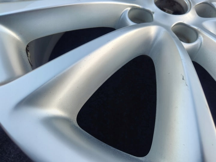 1x Alufelge 18 Zoll 7.5" 5x105 42ET Glanz Silber 13259250 Opel Astra J Rim Wheel FEL3010891245ou