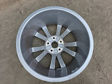 Load image into Gallery viewer, 1x Alufelge 17 Zoll 8.0" 5x112 46ET Glanz 8Y0601025CC Audi A3 I Rim Wheel FEL8914336849md