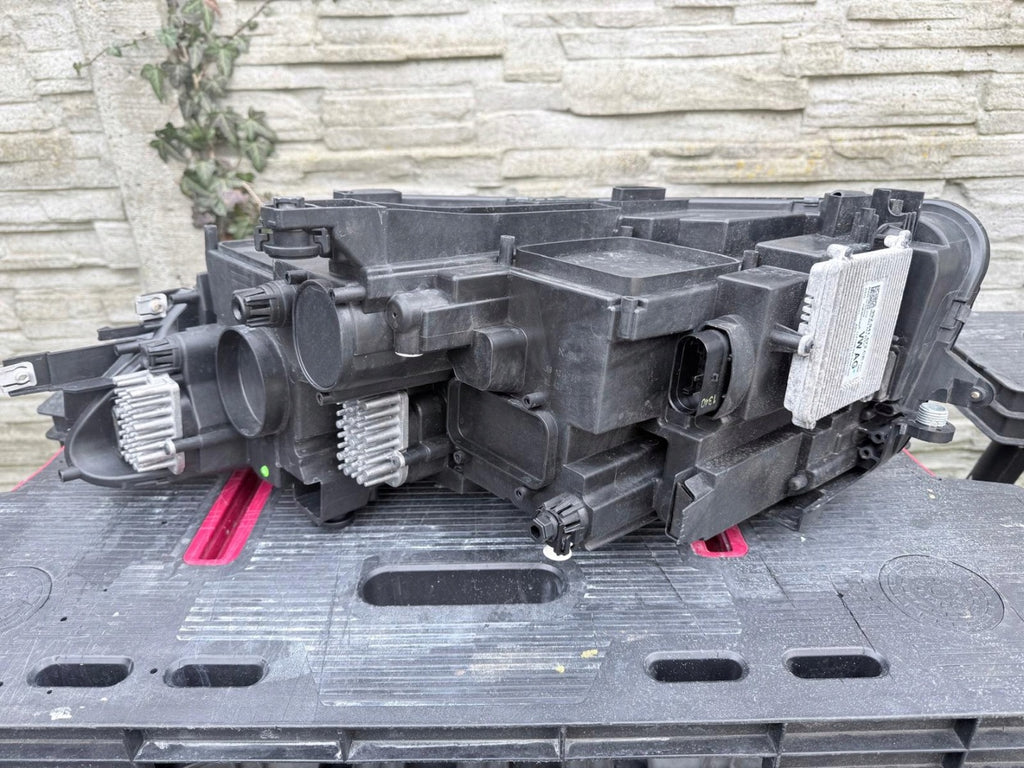 Frontscheinwerfer VW Tiguan 5NB941081C 5NB941082C LED Rechts oder Links SCH9588421625pd