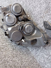 Laden Sie das Bild in den Galerie-Viewer, Frontscheinwerfer Peugeot 2008 II 208 Rechts Scheinwerfer Headlight