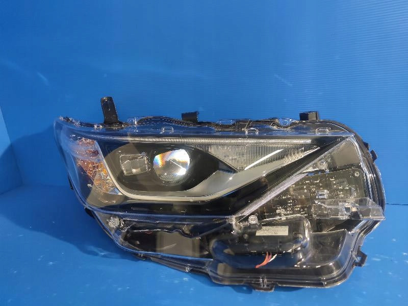 Frontscheinwerfer Toyota Auris 81130-02K60 Full LED Rechts Headlight