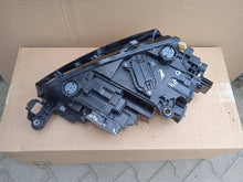 Load image into Gallery viewer, Frontscheinwerfer Skoda 657941015A Links Scheinwerfer Headlight