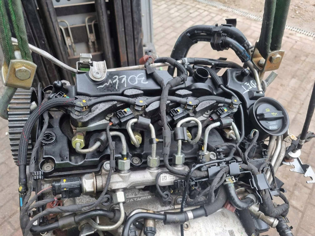 Motor Audi DET 2.0 TDI 30TKm Diesel Engine Unkomplett