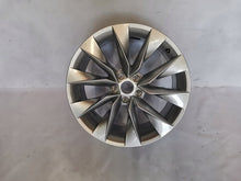 Load image into Gallery viewer, 1x Alufelge 19 Zoll 8.0" 5x112 45ET 5LA601025 Skoda Enyaq Rim Wheel FEL3536424918mv