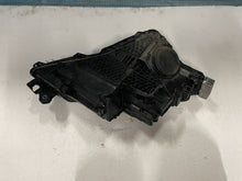 Laden Sie das Bild in den Galerie-Viewer, Frontscheinwerfer Skoda Superb III 3V1941015C Full LED Links Headlight