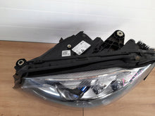 Laden Sie das Bild in den Galerie-Viewer, Frontscheinwerfer Mercedes-Benz W205 A2059062906 Full LED Links Headlight