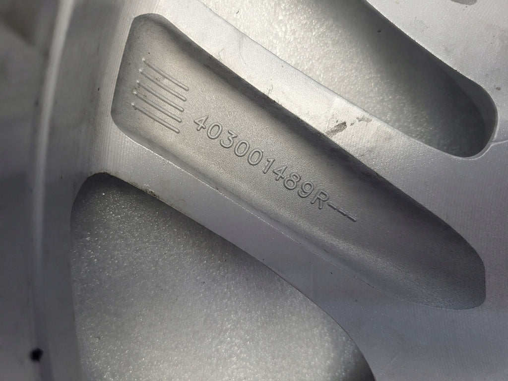 1x Alufelge 17 Zoll 6.5" 4x100 40ET 403001489R MA-DAR81 Renault Clio IV Captur I