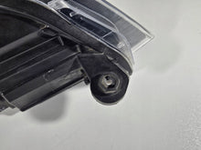 Laden Sie das Bild in den Galerie-Viewer, Frontscheinwerfer Skoda Superb III 3V1941015AA Xenon Links Headlight