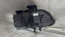 Load image into Gallery viewer, Frontscheinwerfer Hyundai Kona J9921-63060 Links Scheinwerfer Headlight SCH8032488866wt