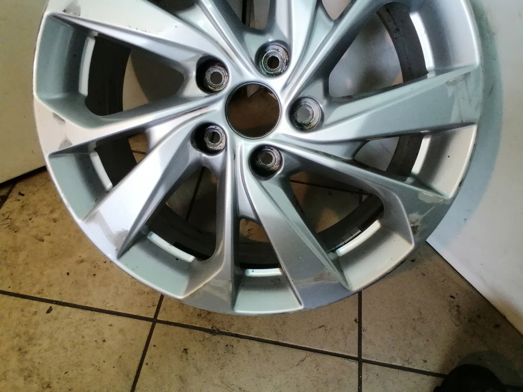 1x Alufelge 17 Zoll 7.0" 5x114.3 51ET 52910D7220 Hyundai I Rim Wheel FEL8063915539cv