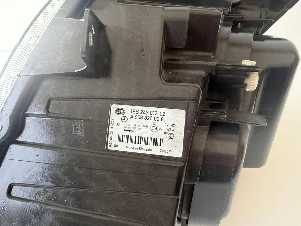 Frontscheinwerfer Mercedes-Benz Sprinter 906 9068200261 Rechts Headlight SCH2446668253ab