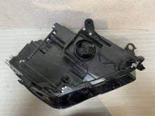 Laden Sie das Bild in den Galerie-Viewer, Frontscheinwerfer Seat Ateca 576941031C Full LED FALSE Scheinwerfer Headlight SCH2367355676uu