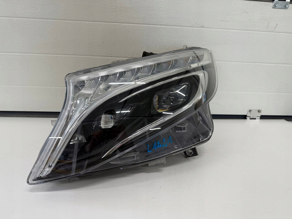 Frontscheinwerfer Mercedes-Benz Vito W447 A4479060101 Links Headlight SCH9252540554vs