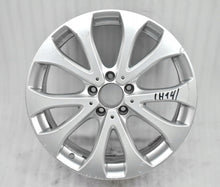 Laden Sie das Bild in den Galerie-Viewer, 1x Alufelge 18 Zoll 8.0&quot; 5x112 43ET A2134011100 Mercedes-Benz W213 Rim Wheel