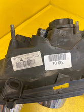 Laden Sie das Bild in den Galerie-Viewer, Frontscheinwerfer Alfa Romeo 159 60583988 Xenon Links Scheinwerfer Headlight SCH9808392391pg