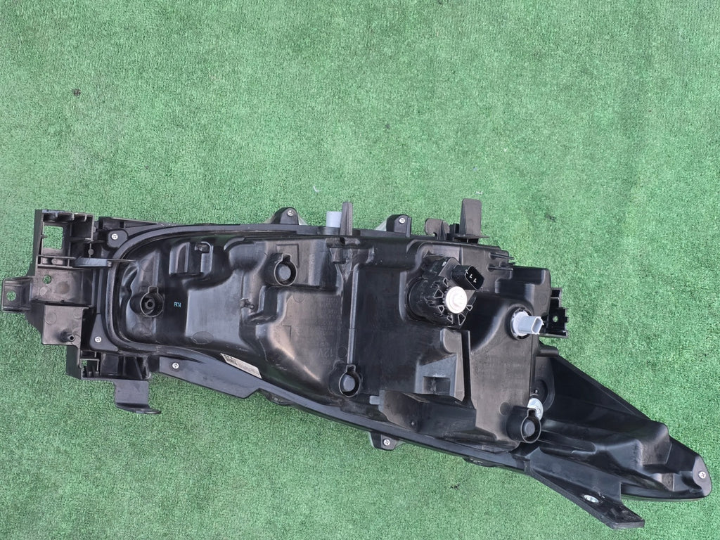 Frontscheinwerfer Mazda 3 BSP551040 Links Scheinwerfer Headlight SCH2712206705dy