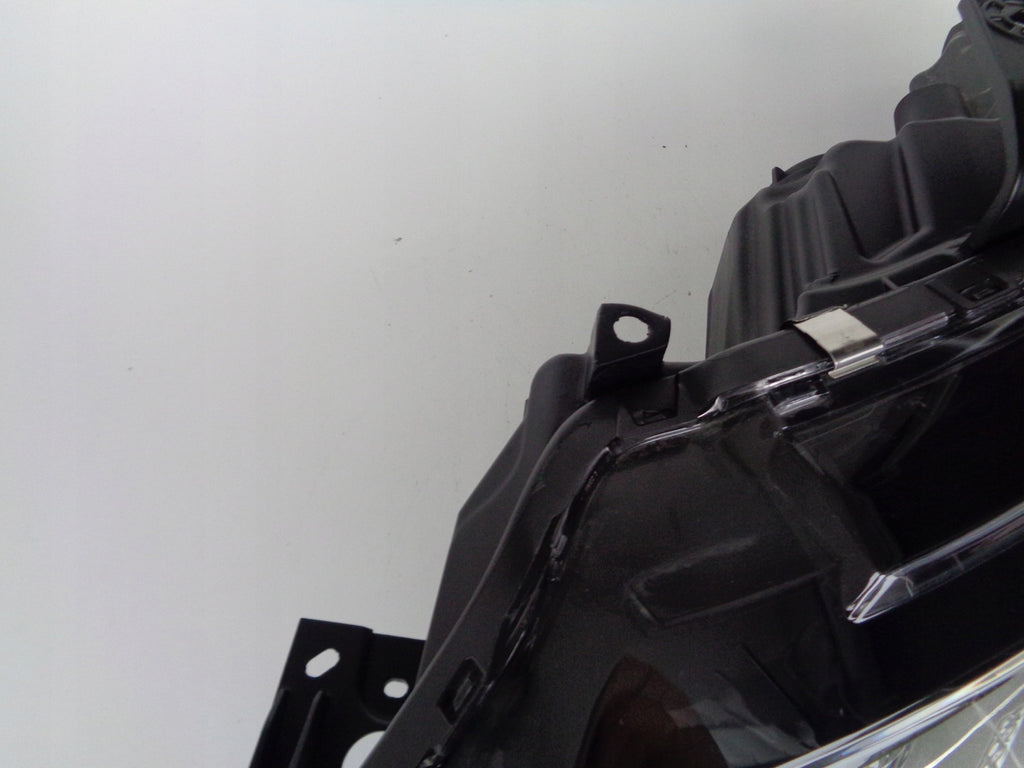 Frontscheinwerfer Mitsubishi Outlander III 8301C8-53 LED Rechts oder Links