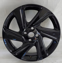 Laden Sie das Bild in den Galerie-Viewer, 1x Alufelge 17 Zoll 5.0&quot; 4x100 40ET PW457-0H015 Toyota Aygo Rim Wheel