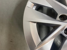 Laden Sie das Bild in den Galerie-Viewer, 1x Alufelge 17 Zoll 7.0&quot; 5x112 46ET 5E3601025E Skoda Octavia Iv Rim Wheel