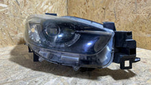 Laden Sie das Bild in den Galerie-Viewer, Frontscheinwerfer Mazda 5 I KD3151030 Rechts Scheinwerfer Headlight SCH8883855635vi