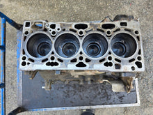 Laden Sie das Bild in den Galerie-Viewer, Motorblock Audi A3 CXX 1.6 TDI 110PS 81kW Diesel Unkomplett