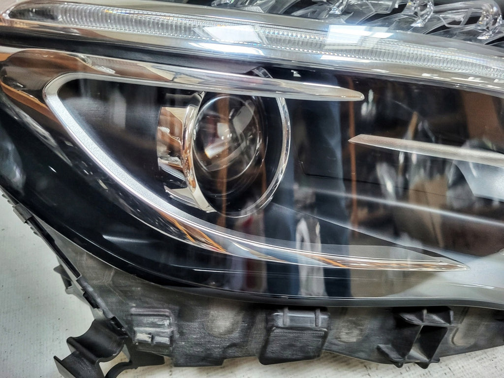 Frontscheinwerfer Mercedes-Benz X156 A1569061700 A1569061800 Xenon Ein Satz SCH3780094298ej
