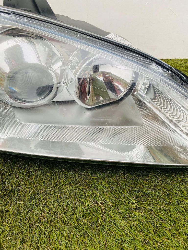 Frontscheinwerfer Ford Focus 4M51-13099-FD Xenon Rechts Scheinwerfer Headlight